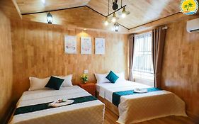 TROPICANA HOMESTAY - ngõ 1 núi ngọc